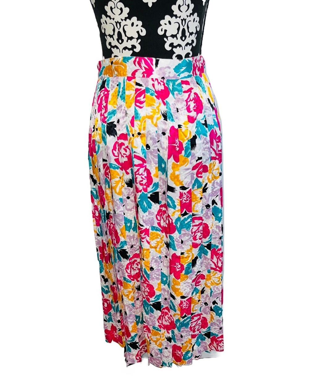 Halston III Vintage Midi Pleated Skirt Size 8 Colorful Floral Artsy Spring